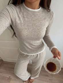 DAZY 2pcs/Set Women's Patchwork 2 In 1 Slim Fit T-Shirt & Straight Leg Long Pajama Pants Sleepwear Set Fall - Khaki - View 5