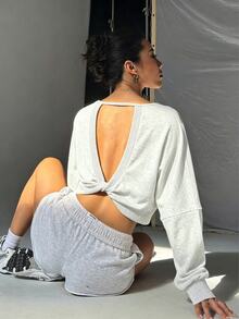 Slayform Retro Casual Sports Gray Boat Neck Raglan Sleeve Short Sweatshirt, Sexy Kink Backless Long-Sleeved Yoga Jogging Suit, Autumn Outdoor Top, Sportswear - Grey - View 4