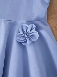 SHEIN Tween Girls 3pcs/Set Light Blue Summer Wedding Dress Set,Short Sleeve Cropped Cardigan,Sleeveless A-Line Dress&Beret Hat,3D Floral Decor - Blue - View 10