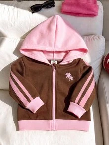 SHEIN 女嬰 1件馬刺繡與粉色條紋袖休閒抓絨內裡連帽拉鍊外套，適合秋冬、休閒外出、拍照或舒適冬季多功能外套 - 棕色 - 查看 3