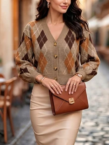 SHEIN Women's Cardigan Slim Fit Cropped Knit V-Neck Single-Breasted Ribbed Commuter Brown Beige Caramel Argyle Fall Clothes For Women Sweater Thanksgiving - Khaki - View 4