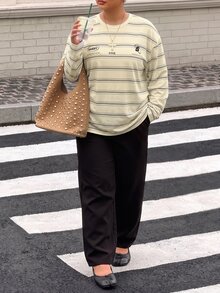 Muchica 大尺碼女款字母條紋印花圓領落肩長袖休閒T恤 秋季 - 杏色 - 查看 6