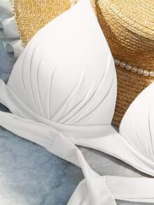 SHEIN Swim Women's Summer Beach Solid Color White Halter Neck Low-Cut Bikini Top (Removable Knotted Strap, PUSH UP, Wireless), Beach Accessories - White - View 4
