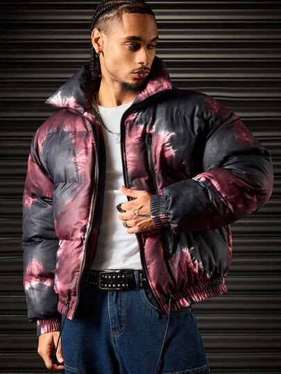 Abrigo acolchado con cremallera y cordón en el bajo con estampado tie dye para hombre