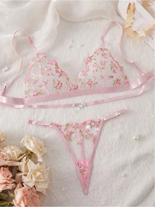 Sweetness Style Dream Sexy Lingerie Set, Pink Floral Embroidery Padded Push-Up Breathable Bra & Panty 2-Piece, Romantic Intimate Wear For Valentine's Day - Pink - View 4