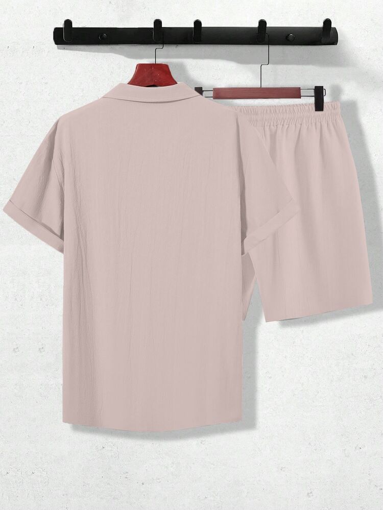 Manfinity RSRT Set de 2 piezas para hombre de camisa abotonada de unicolor y pantalones cortos de verano, conjunto de 2 piezas, atuendo de vacaciones, atuendo cómodo, vacaciones - Rosa - Añade 2