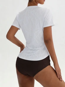 Easithlete Easithlete Geo Print Curved Hem Sports Tee Compression Shirt Gym Women Shirts - White - View 5