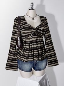 SHEIN ICON 女款大尺碼秋冬復古性感千禧風Y2K日常簡約休閒甜心領棕色條紋喇叭袖打結T恤 - 棕色 - 查看 5