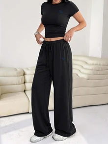 SHEIN EZwear 2pcs Plus Size Women Gray Embroidered Logo Casual Set,Sommar Gym Wide Leg Sweatpants Lounge Outfits,Spring/Summer Club Gym Beach Vacation 2 Pieces - Black - View 3