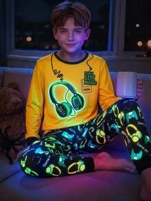 SHEIN 2件組青少年男孩休閒兒童日常舒適圖案圓領套頭上衣與長褲針織居家服套裝，秋季貼身聖誕睡衣 - 灰色 - 查看 1