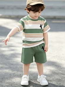 SHEIN Only 1 Set, Boys Casual Fashion Colorblock Striped Classic Logo Knight Print Crew Neck Short Sleeve T-Shirt And Matching Green Shorts Set, Summer, - Multicolor - View 7