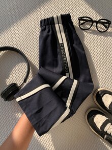 SHEIN 1件兒童小男孩休閒運動校園風黑色百搭時尚極簡實用柔軟舒適直筒長褲，創意字母織帶設計，適合日常穿著、上學、旅行、運動、街頭風，春夏秋冬四季皆宜 - 藏蓝色 - 查看 5