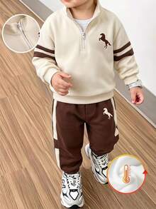 2pcs Boys Half-Zip Polo Collar Knight Logo Print Colorblock Striped Fleece Jacket And Matching Jogger Pants Set, Korean Style Loose Casual Versatile, Suitable For Autumn/Winter Daily Wear, Family Outings And Photo Shoots, Creating A Warm Family Atmosphere - Multicolor - View 1