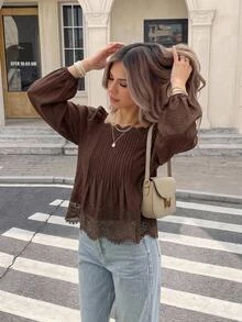 Serisse بلوزة نسائية بنية شوكولاتة بياقة مربعة وحافة دانتيل جيبور متباينة، أمامية مطوية وأكمام فانوس فضفاضة للخريف، بلوزة بحافة دانتيل مجعدة وكشكشة - لون مشمشي - مشاهدة 3