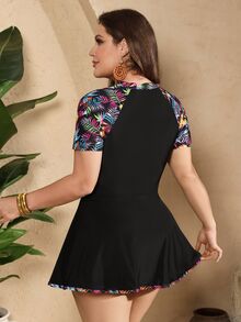 SHEIN Swim Plus Size Women 2-Piece Fashionable Printed Patchwork Short Sleeve Zipper One-Piece Swimsuit And Wrap Skirt Casual Swimsuit - Black - View 4