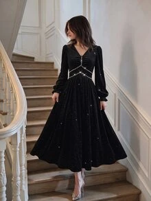 NOVVYNE 女款黑色天鵝絨銀色點綴V領水鑽長袖收腰優雅浪漫洋裝 - 黑色 - 查看 4