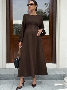MaterniWear فستان حمل بسيط وعصري بنسيج مجعد وخصر مشدود أنيق وراقي لجلسات التصوير الخريفية - بني - مشاهدة 8
