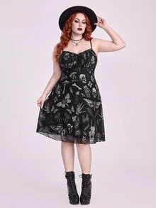 ROMWE Goth 萬聖節暗黑哥德風大尺碼女款細肩帶洋裝，骷髏蝴蝶印花薄紗A字派對洋裝 - 黑色 - 查看 5