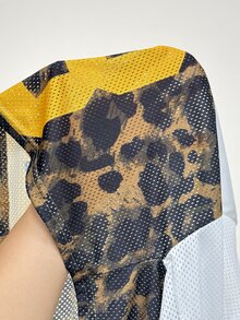 DRPCRD 女款秋冬新款 V 領休閒運動風字母與圖案拼接寬鬆大版長袖 T 恤，短版棒球球衣 T 恤 - 彩色 - 查看 10