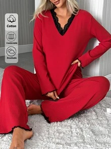 SHEIN طقم بيجامة قطني محبوك بأضلاع من قطعتين باللون الأحمر، تي شيرت نوم بأكمام طويلة مع دانتيل متباين + بنطال طويل، ملابس منزلية كاجوال للاسترخاء - الأحمر - مشاهدة 7