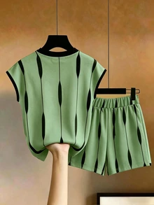 SHEIN Franclia Women's Casual Athleisure Streetwear Round Neck Green Striped Colorblock T-Shirt And Drawstring Waist Shorts Set For Commuting Lounge Summer - Green - View 2