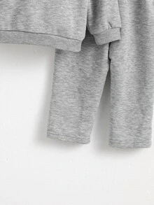 SHEIN Playful Pals Baby Girl Sweet Grey 2 Piece Outfits Cute Pearl Ruffle Doll Collar Long Sleeve Sweatshirt And Sweatpants Set Casual Kids Winter Pullover Suit - Grey - View 7