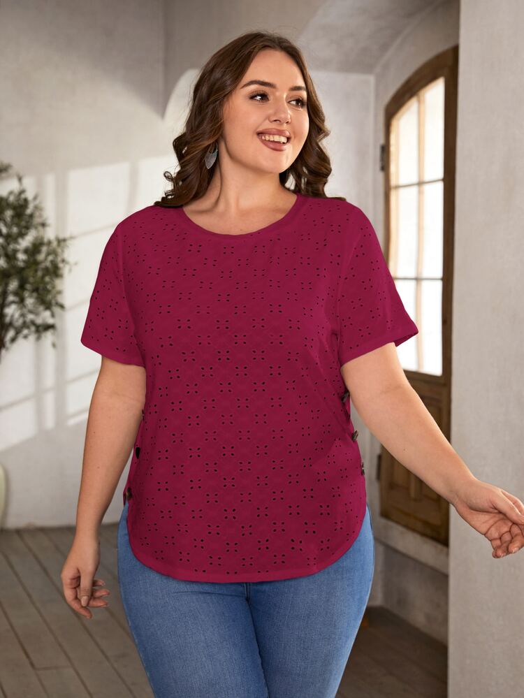 SHEIN LUNE Plus Size Casual Solid Color Hollow Out Embroidery Short Sleeve T-Shirt - Red Violet - View 4