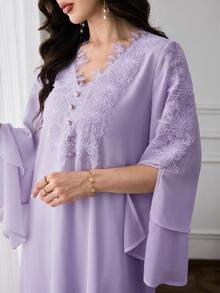Al Najma Đầm nữ phong cách Ả Rập thanh lịch đính appliques và thiết kế cúc trang trí - Màu tím - Xem 7