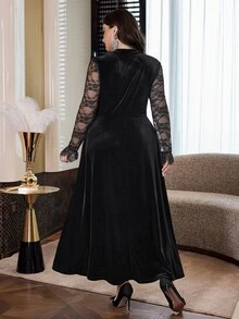 Feyla Plus Size Women's Contrast Lace Long Sleeve Elegant Dress - Black - View 2
