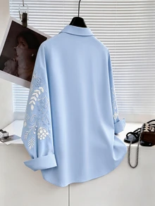 Resyla [Printed Design] Women's Casual Floral Print Collared Button-Up Shirt, Light Blue Loose Long Sleeve Top, Retro Leaf Print Blouse, Versatile Daily Wear - Multicolor - View 3