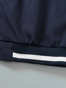 SHEIN Áo khoác bóng chày màu xanh navy in chữ, phong cách đại học, dáng rộng, tay dài, khóa kéo, bo gân phối màu tương phản, thời trang đường phố thường ngày mùa thu, trang phục campus - Màu xanh hải quân - Xem 6