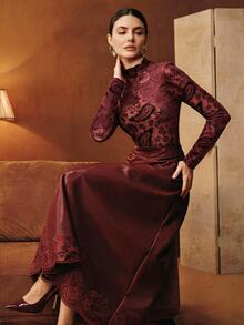 Anewsta Autumn/Winter New Burgundy Velvet Burnout Paisley Flower Stand Collar Long Sleeve Base Layer - Burgundy - View 4