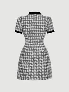 SHEIN MOD 大码女式复古格子扭结领紧身连衣裙，适合返校、派对、生日、通勤，带蝴蝶结装饰，婚礼宾客礼服女式学院风连衣裙千鸟格连衣裙粗花呢连衣裙女式办公室连衣裙，秋装，秋季服装，优雅，别致 - 黑與白 - 查看 3
