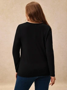 SHEIN LUNE CURVE Plus Size Women's Autumn/Winter Solid Color Hollow Button Design Minimalist T-Shirt Fall - Black - View 2