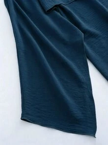 Trelyra 優雅女款休閒度假洋裝，不對稱領口、蝙蝠袖、短褲設計，紋理布料，度假洋裝，女款假日穿搭洋裝，優雅洋裝，鄉村風洋裝，女款通勤穿搭洋裝，女款棕色洋裝，女款節慶穿搭洋裝 - 藏蓝色 - 查看 4