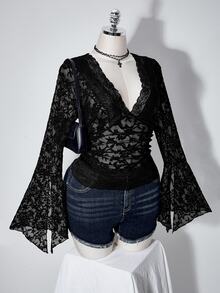 SHEIN ICON Women's Plus Size Autumn/Winter Retro Sexy Simple Casual Millennial Style Y2K Elegant Gothic Style V-Neck Lace Patchwork Bell Sleeve Black Flocked Top - Black - View 7