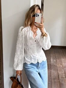 Serisse 女款白色花卉刺繡長袖襯衫，優雅鈕扣前襟修身腰線波浪邊上衣，適合派對、婚禮賓客、外出、工作辦公室、秋季穿著 - 白色 - 查看 12