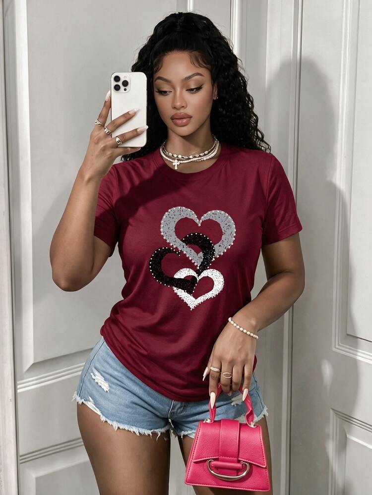 Zolique Fitted Women's Casual Short Sleeve T-Shirt, Heart Print - Hot Pink - View 1