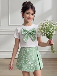 SHEIN 青少年女孩 2件組圓領 3D蝴蝶結裝飾短袖T恤與裙褲休閒日常度假套裝，夏季，可愛舒適白色 - 綠色 - 查看 2