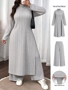 SHEIN LUNE CURVE 大尺碼女款秋冬純色毛絨立領套頭長開衩休閒上衣 + 彈性腰修身顯瘦內搭褲 2件套 - 深灰色 - 查看 1