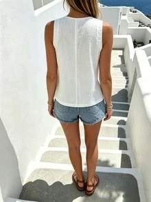 SHEIN Holidaya Women's Solid Color V-Neck Casual Sleeveless Blouse - White - View 3