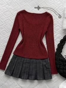 SHEIN تي شيرت طويل الأكمام للبنات المراهقات، مضلع، بياقة طاقم، مطاطي، ضيق، متعدد الاستخدامات، بسيط، مريح - عنابي اللون - مشاهدة 4