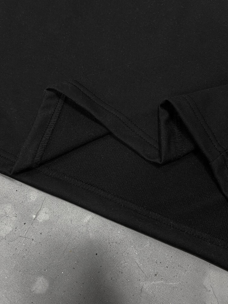SLATEMANN Men's T-Shirt, Button Half-Placket Design, Handwritten English Print, Loose Fit, Raglan Sleeve T-Shirt, Men's Autumn/Winter Long Sleeve T-Shirt, T-Shirt Fabric, Casual Comfortable Versatile, Suitable For Outings, Commuting, Street Style, Commuting, Travel, Vacation, Daily Wear, Etc. - Black - View 4