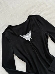 Attitoon 95%棉女款休閒拼色修身長袖T恤，女款秋冬服飾，蕾絲拼接，Y2K穿搭 - 黑與白 - 查看 6