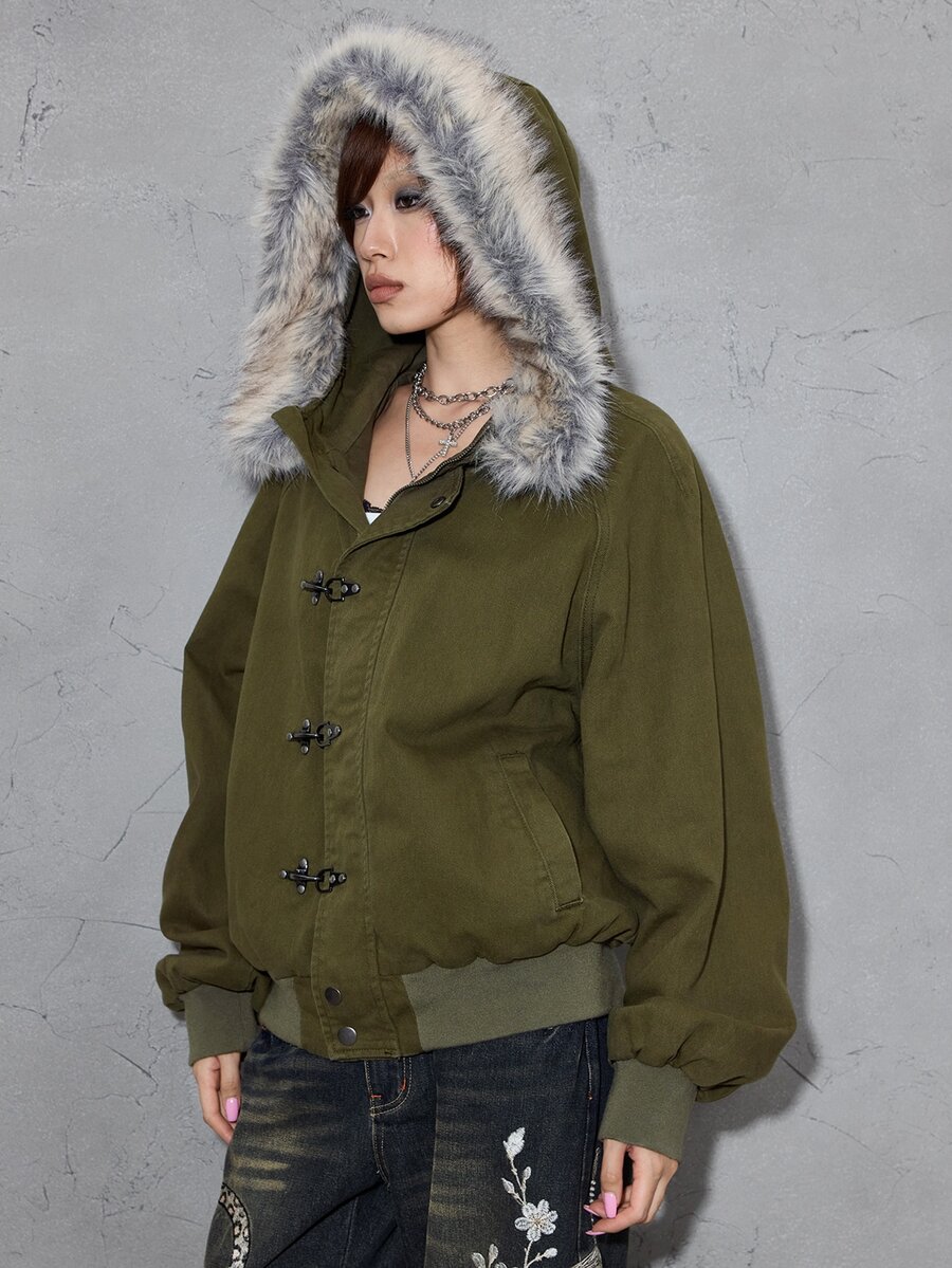 ROMWE Street Life Women's Denim Jacket, Vintage Washed, Airplane Button, Street Retro American Style, Fur Collar, Olive Green - Olive Green - View 1