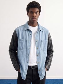 VOXRYNE Men's Casual Daily Contrast Color Button Front Patch Pocket Denim Jacket - Blue - View 7
