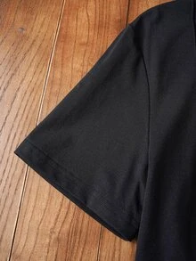 Manfinity RebelGame Men's Casual Textured Fabric Short Sleeve T-Shirt, Everyday Versatile Wardrobe Staple Basic Style, Daily Essential All-Match Vacation Father's Day Gifts, Football - Black - View 6