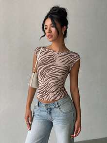 Aloruh Women's Short Sleeve Sexy Backless Base Layer T-Shirt, Abstract Tie-Dye Zebra Print Pattern - Multicolor - View 4