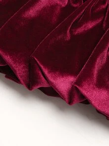 SHEIN 酒紅色天鵝絨不對稱單肩無袖女款洋裝，腰側百褶設計，荷葉邊下擺，修身短版派對雞尾酒洋裝 - 酒紅色 - 查看 4
