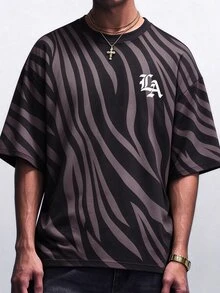 NobleFwd 男士復古斑馬條紋圓領短袖 LA 圖案印花寬鬆休閒街頭風上衣 T-shirt - 彩色 - 查看 6